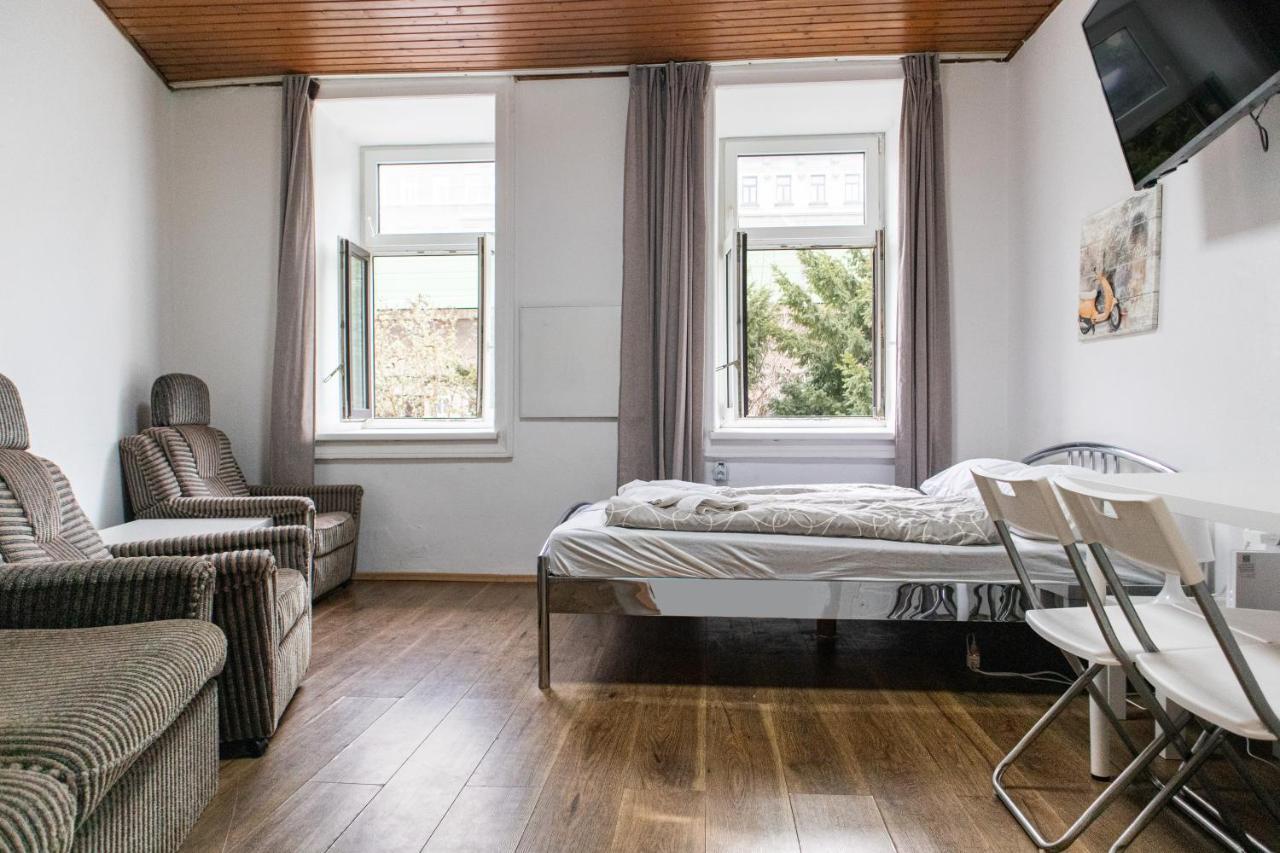 Neat Studio Near Millenium Tower Wien Eksteriør bilde